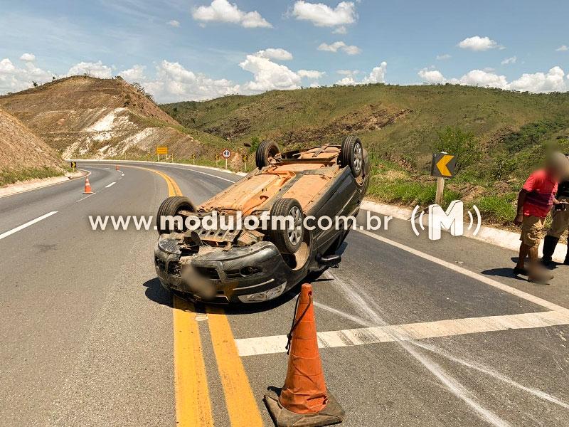 Veículo capota e motorista fica ferido na BR-146 em...