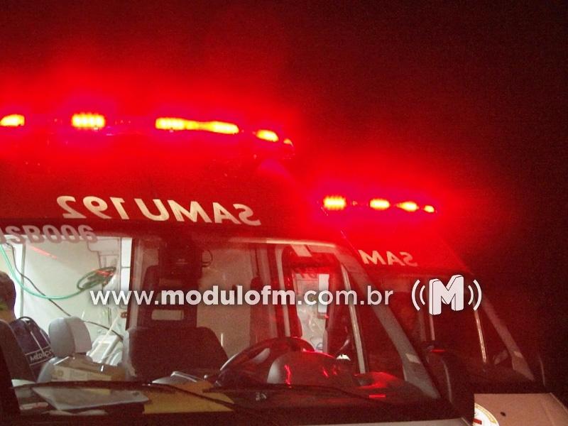 Adolescente em bicicleta é atingido por carro e fica...
