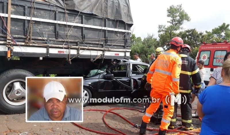 Colisão entre carro e caminhão mata um homem e...