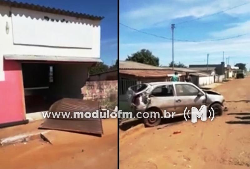 Criminoso furta veículo em Patrocínio e abandona destruído em...