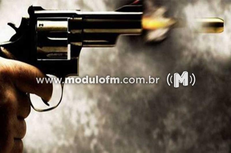 Tiroteio assusta e causa pânico em moradores do bairro...