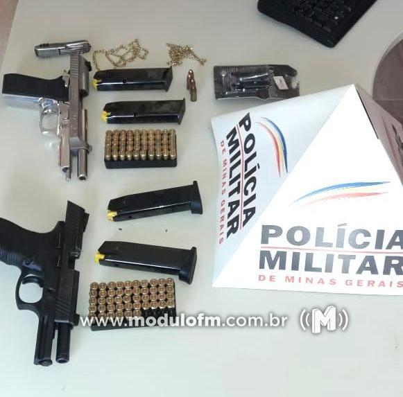 Ciganos são presos com armas e grande quantidade de...