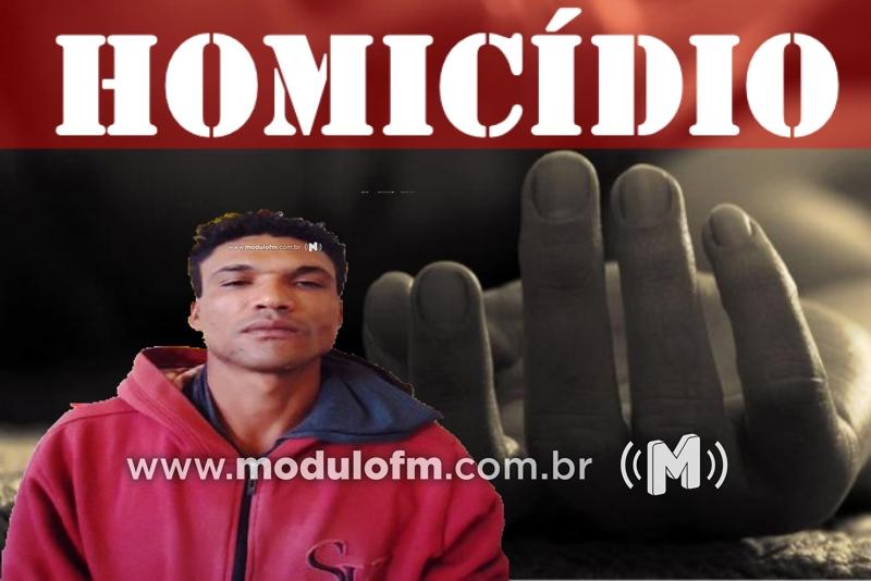Homem é morto com corte no pescoço no dia...
