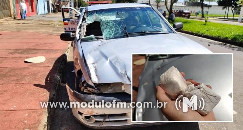 Dois homens são presos suspeitos de traficar drogas próximo...