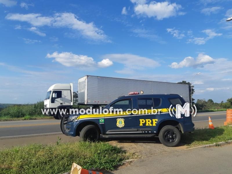 PRF localiza carga avaliada em meio milhão de reais...