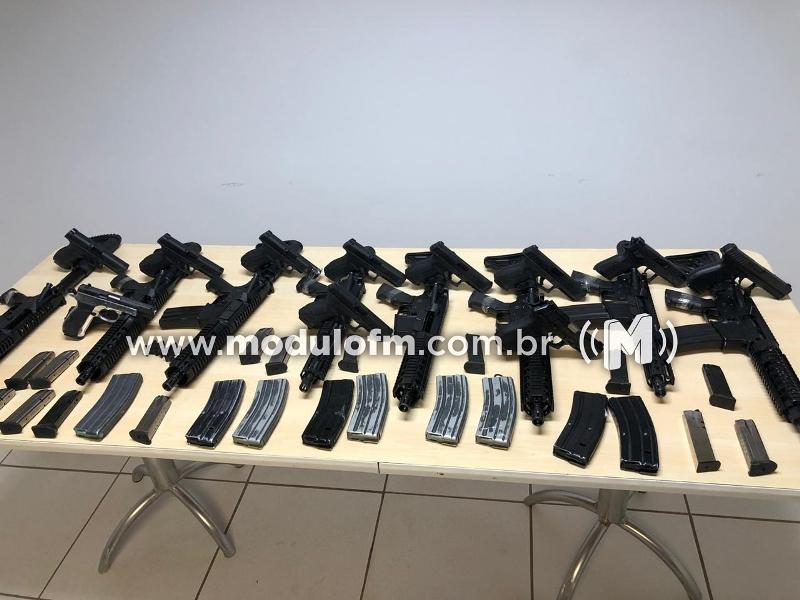 Veja o vídeo: Polícia apreende verdadeiro ‘arsenal de guerra’...