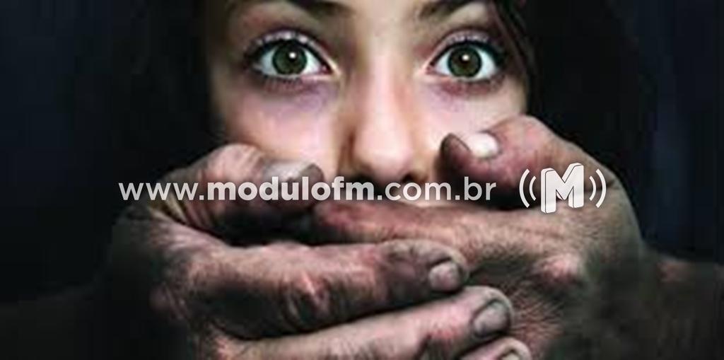 Veja o vídeo: Tarado ataca mulheres na região da...