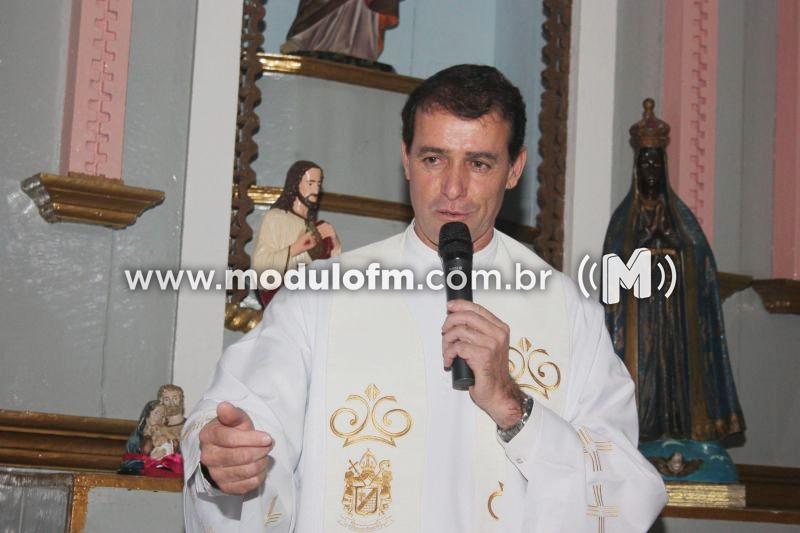 Padre Ivan comenta cancelamento da Festa de Nossa Senhora...
