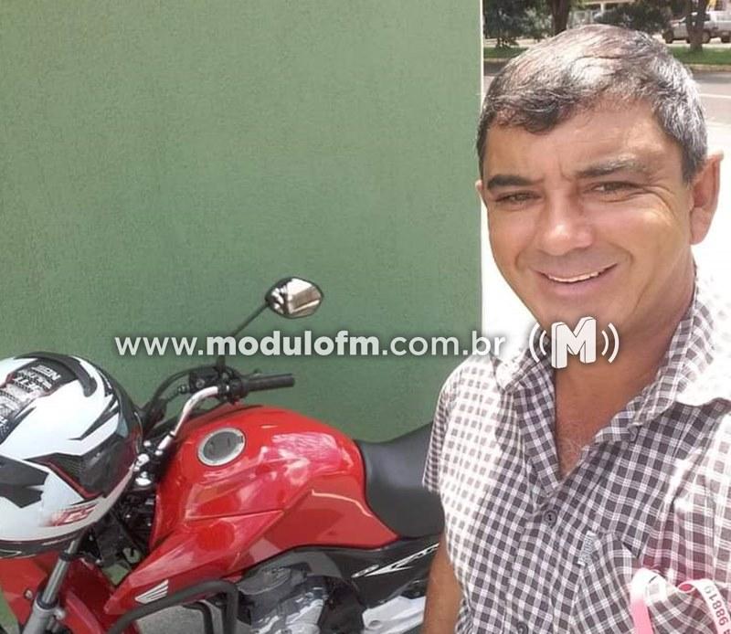 Imagem 2 do post Veja o vídeo: Motociclista morre ao ser atingido por veículo conduzido por motorista inabilitada que fazia conversão proibida em Patrocínio
