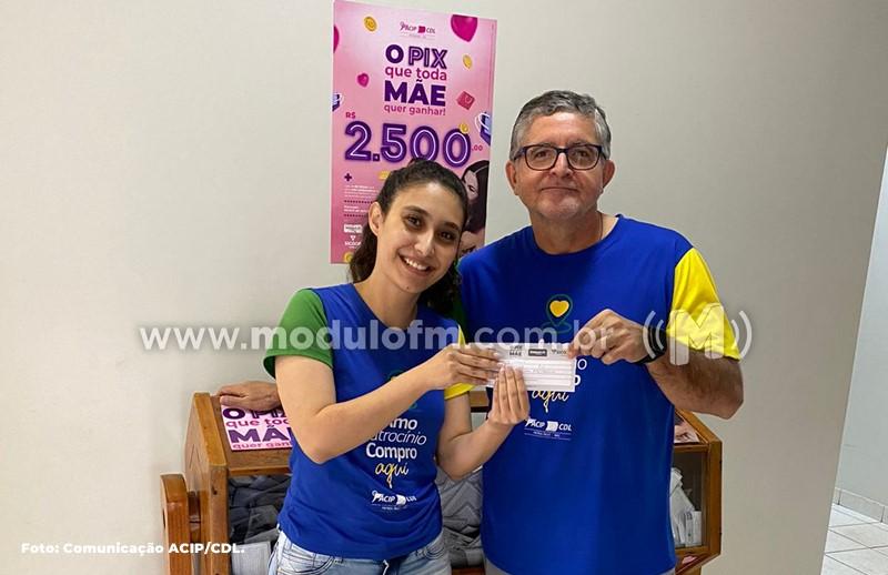 Elton Simões foi o sorteado da Campanha do Dia...