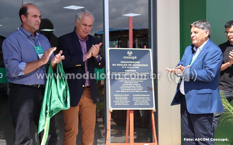 Núcleo da Cooxupé inaugurado em Patrocínio tem capacidade de...