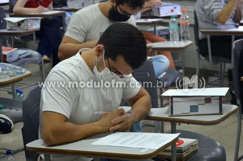 Prefeitura de Coromandel publicou edital de Concurso Público para...