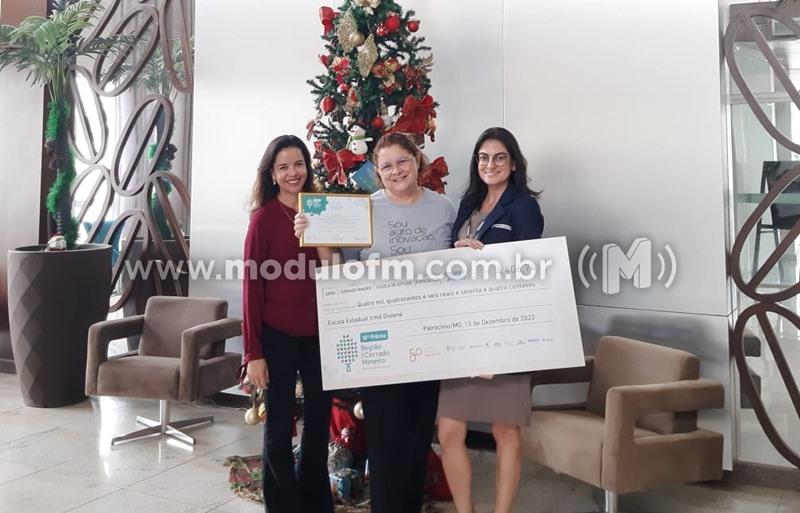 Escola Estadual Irmã Gislene é premiada com o Troféu...