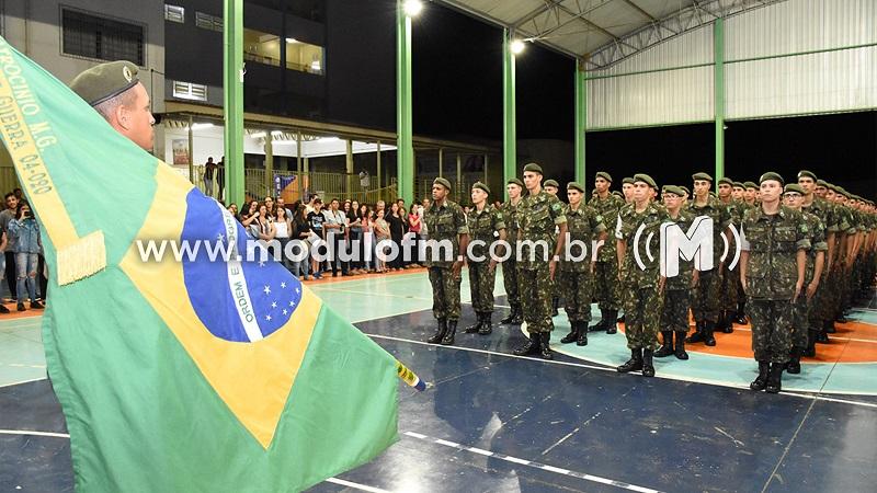 Jovens que completam 18 anos em 2023 devem realizar...