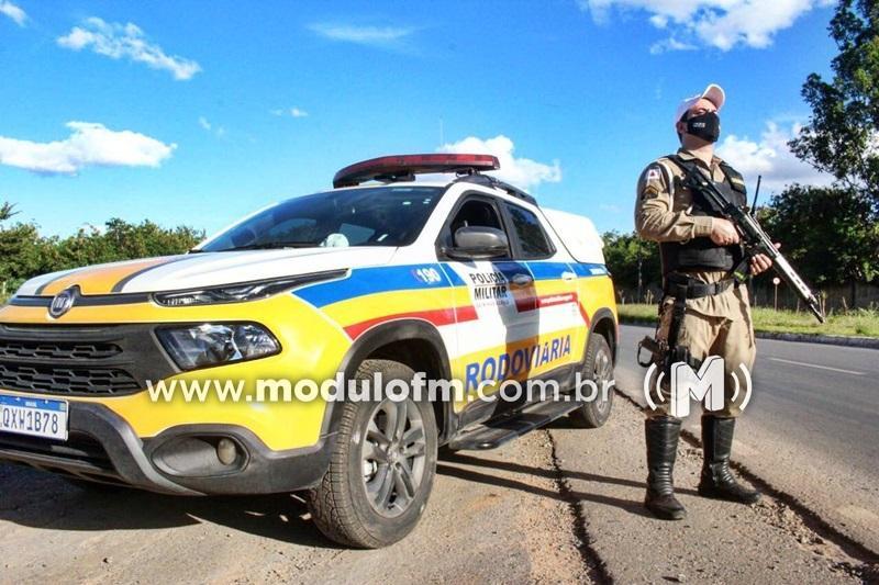 Homem com mandado de prisão por homicídio é preso...