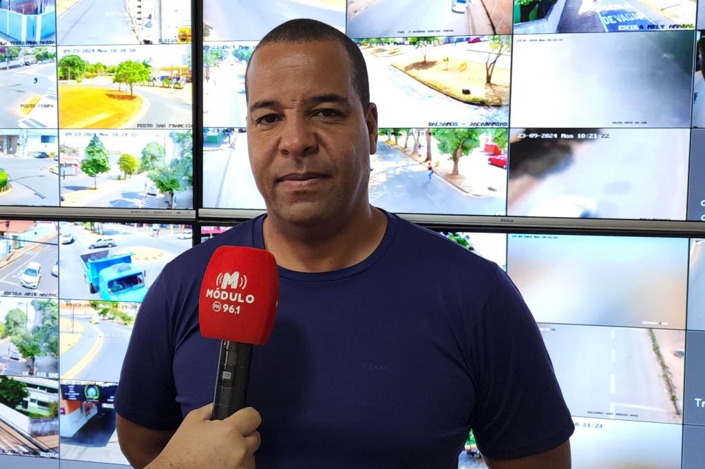 Parte da sinalização da Avenida do Catiguá já está...