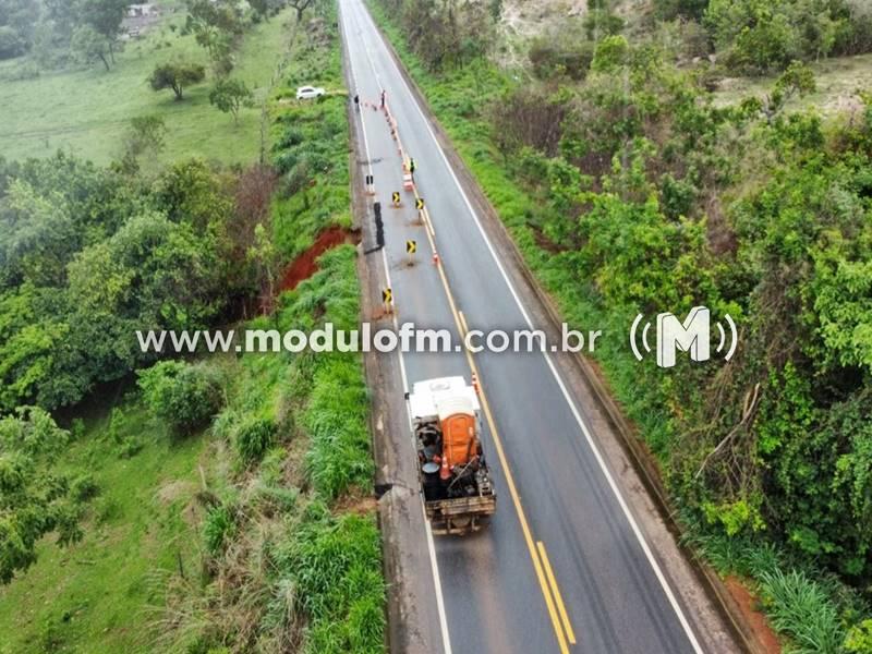 Desvio na MG-190 coloca ponte do Córrego Fundo em...