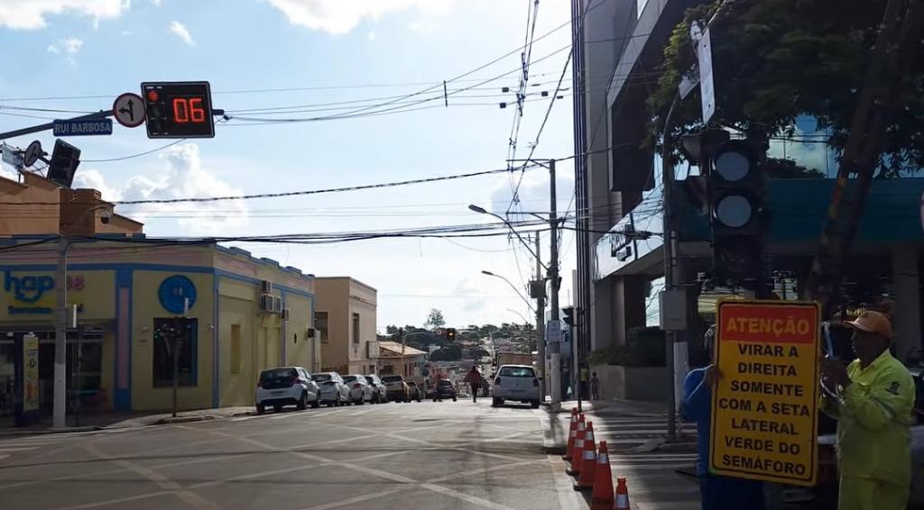 Sestran realizou alteração semafórica na Avenida Rui Barbosa com...