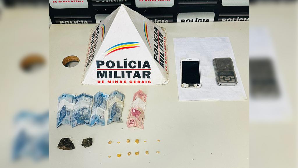 Após perseguição, menor é apreendido com drogas em veículo...