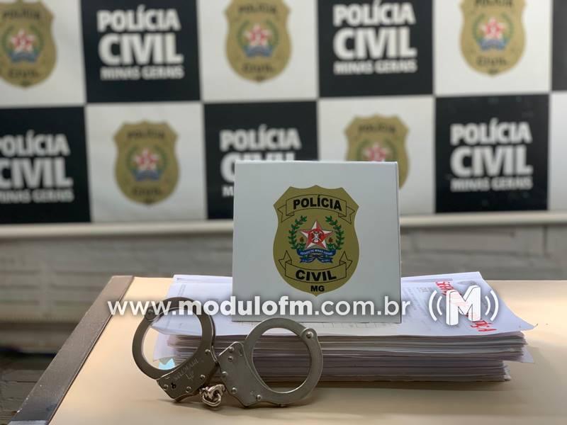 Homem é indiciado por matar irmão após discussão por...