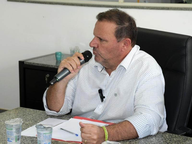 Prefeito garante folha de pagamento quitada antes da transição...