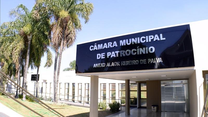 Aprovado pela Câmara reajuste do salário dos vereadores e...