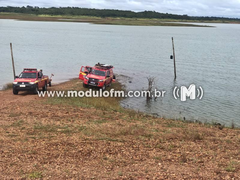 Bombeiros seguem buscas por pescador desaparecido na represa de...