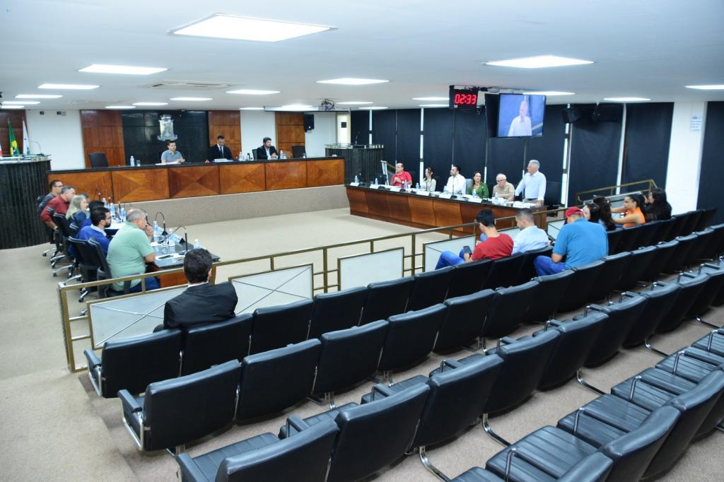 Câmara vota gratificação para agentes públicos com funções em...