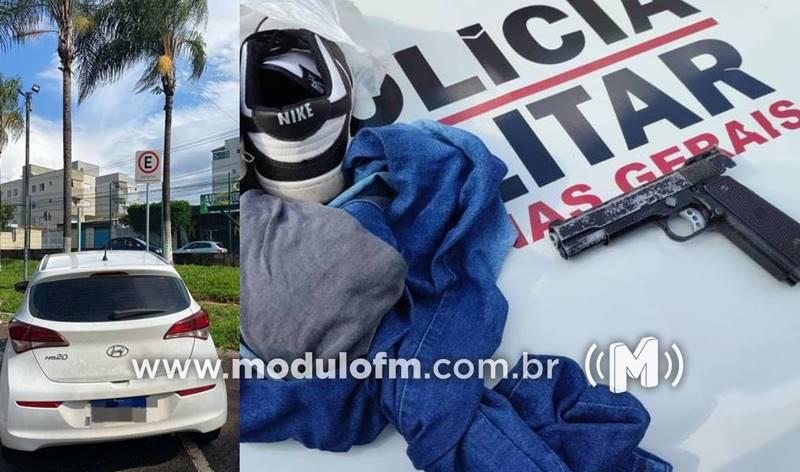 Criminosos rendem comerciante, fazem transferências via PIX e roubam...