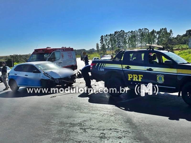 Empresário de Patrocínio sai ileso de colisão na BR-365;...
