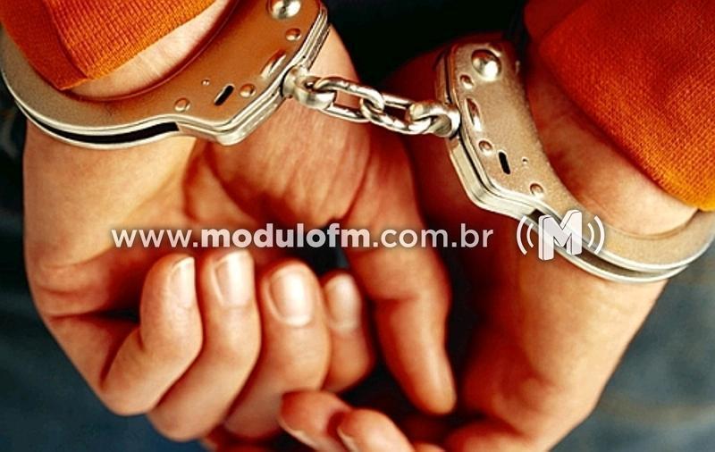 Foragido da Justiça é preso pela Polícia Militar no...