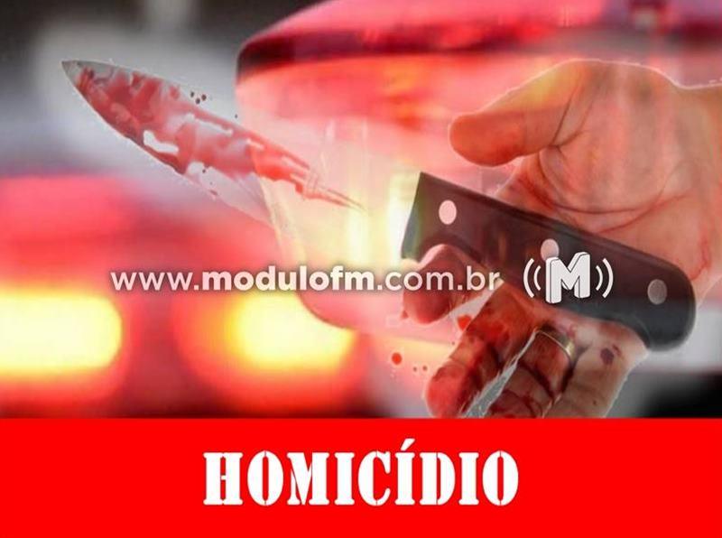 ATUALIZADA: Confusão em bar termina com homem esfaqueado até...