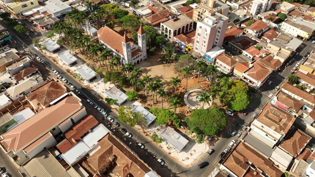 Prefeito diz quando situação dos quiosques da Praça Santa...