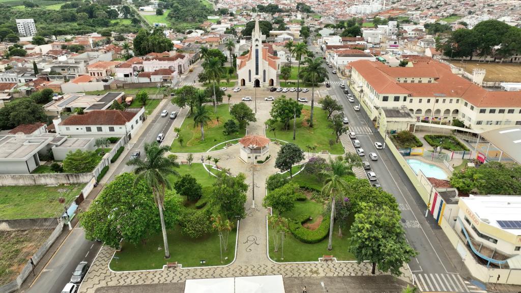 Prefeitura de Patrocínio regulamenta programa de adoção de praças e espaços públicos