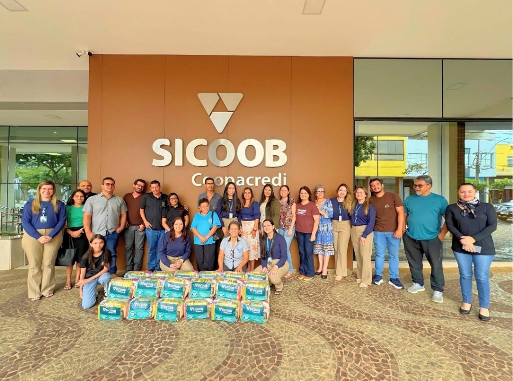 Projeto Alimentando a Cooperação do Sicoob Coopacredi destina cerca...