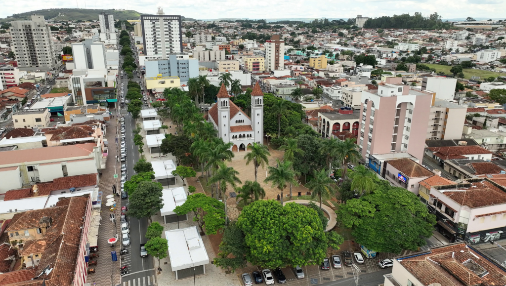 Prefeitura regulamenta concessão de quiosques na Praça Santa Luzia