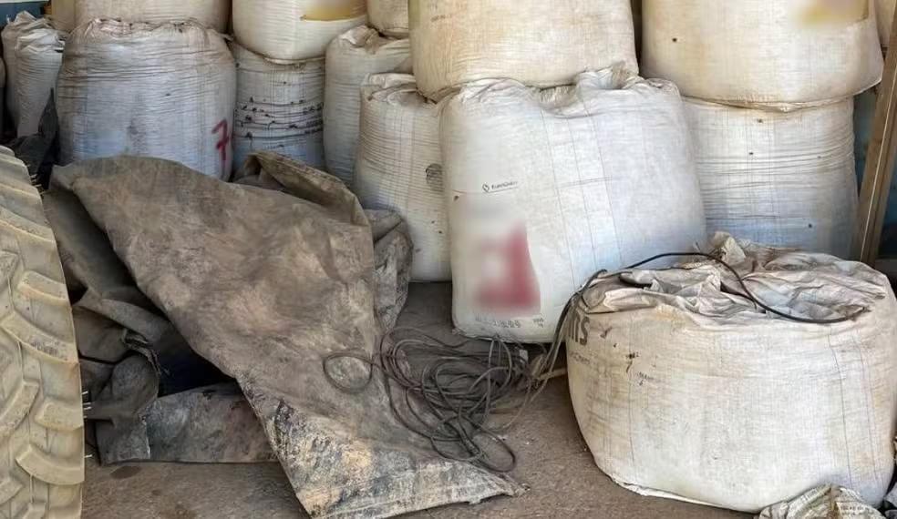 Carga milionária de café é recuperada em Carmo do...