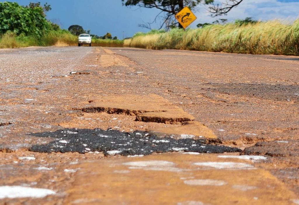 Manifestação cobra início imediato do recapeamento da MG-188 em...