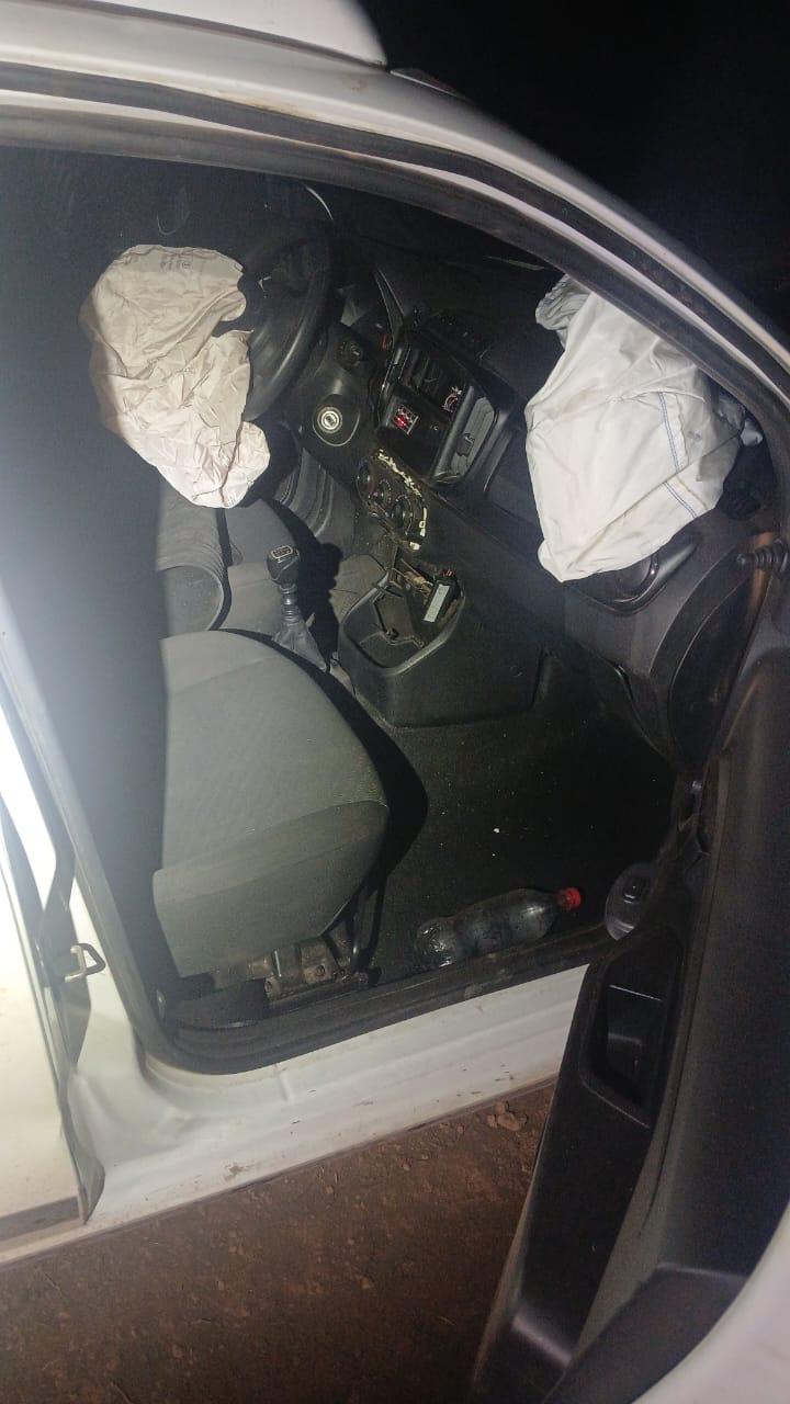 Imagem 1 do post Ambulância da Prefeitura de Coromandel se envolve em acidente na MG-188