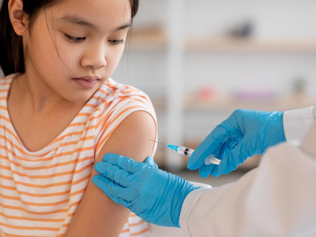 Patrocínio realiza campanha de atualização da caderneta de vacinação...