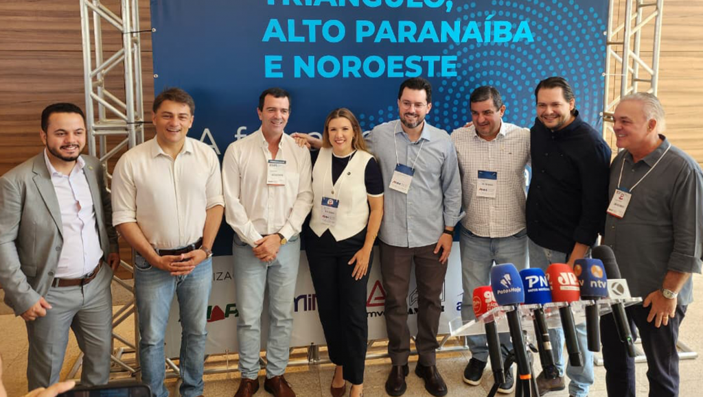 Prefeitos do Alto Paranaíba defendem união regional e criticam...