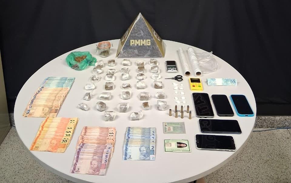 Casal é preso por tráfico em Patrocínio; dinheiro e...