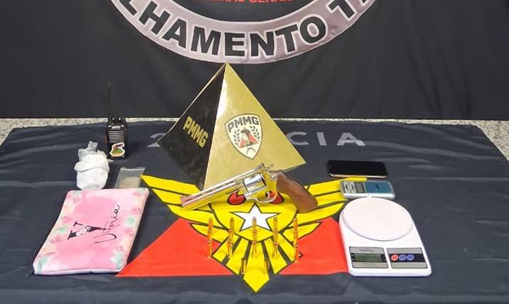 Homem é preso por posse ilegal de arma, receptação e ameaças contra...