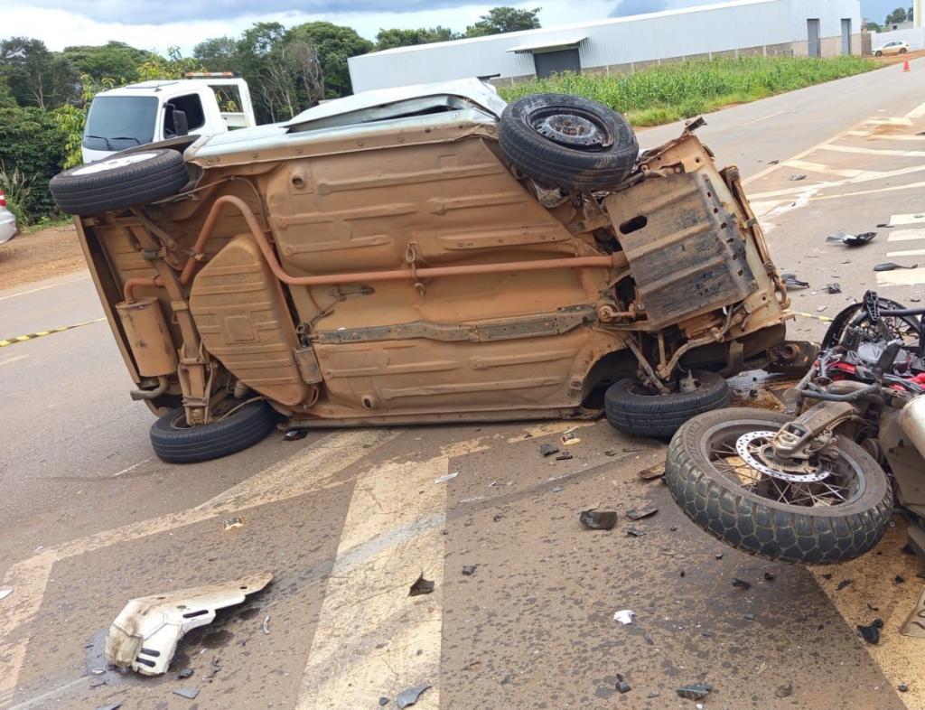 Imagem 4 do post Policial de Patrocínio presta primeiros socorros e ajuda a salvar motociclista após grave acidente em Patos de Minas