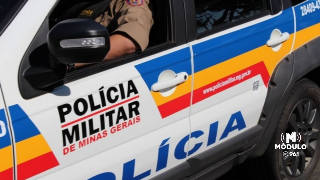 Motorista morre após grave acidente com caminhão carregado com mercadorias da Shopee...